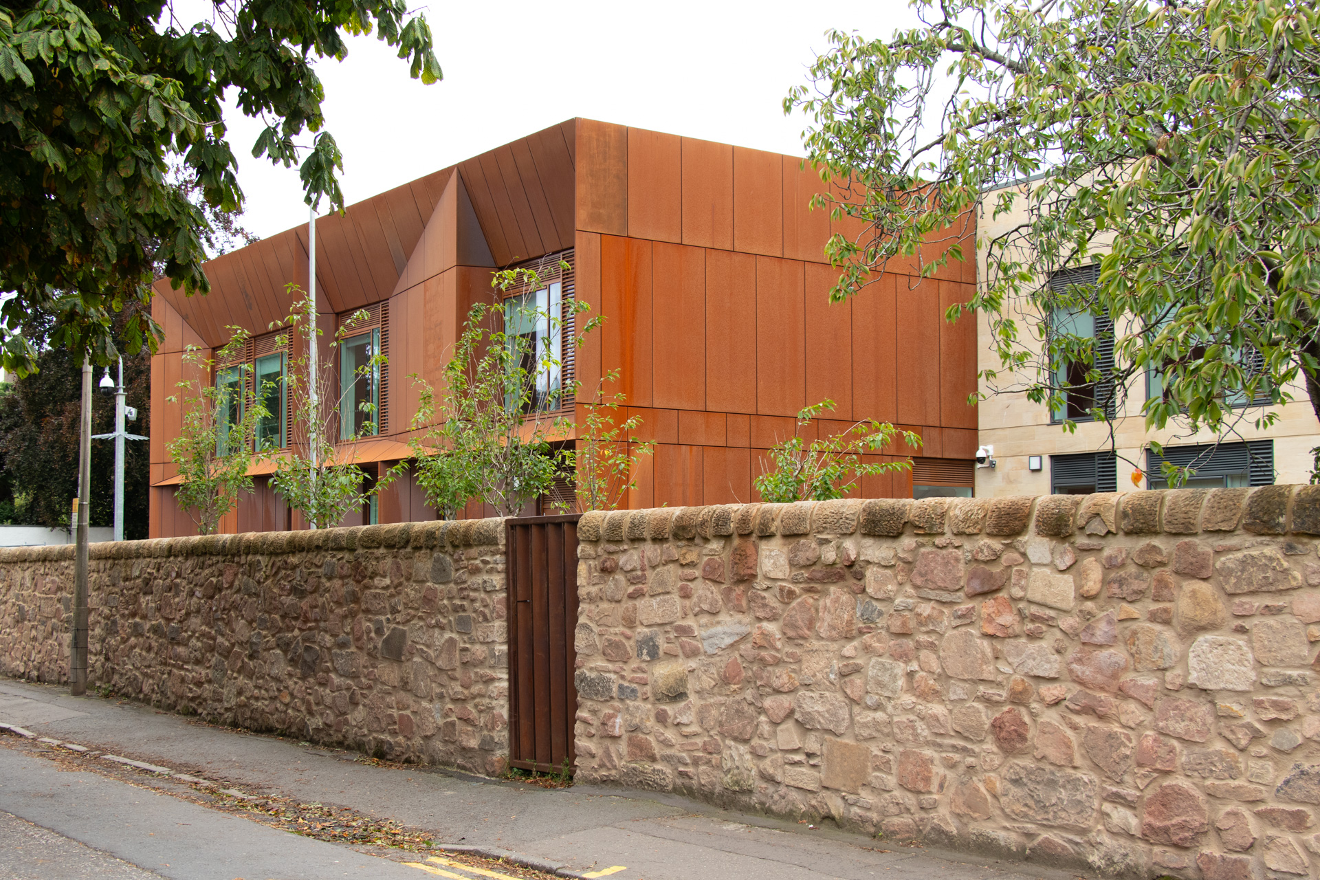 Canaan Lane Primary School in Corten Edinburgh