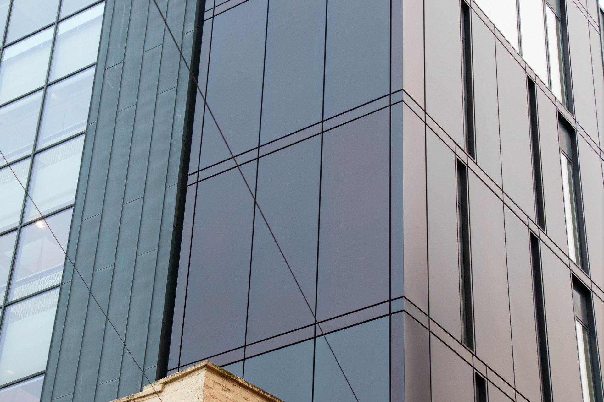 ICOSS Sheffield University Optima TFC+ in 3mm Anodised Aluminium Rainscreen Cladding