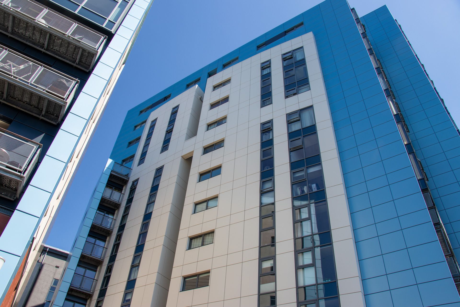 Sotech reclad - Glasgow Harbour residential towers