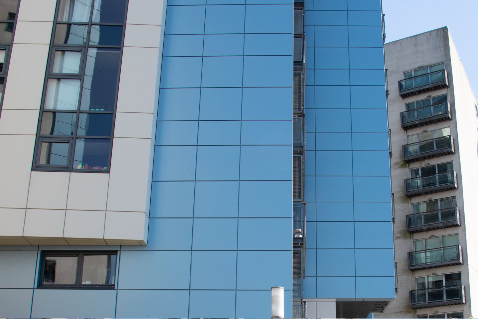 Sotech reclad - Glasgow Harbour residential tower