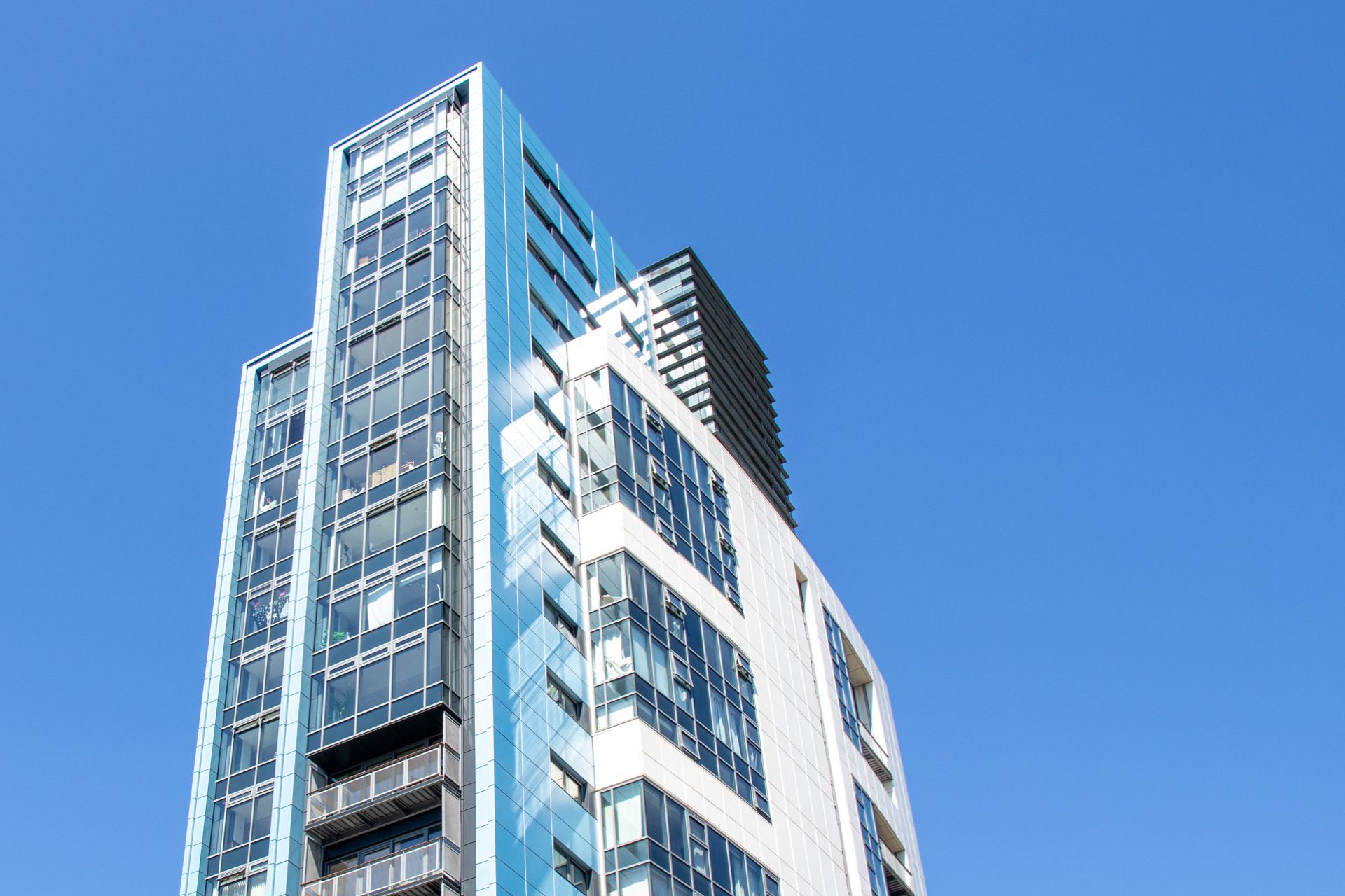 Sotech reclad - Glasgow Harbour residential towers